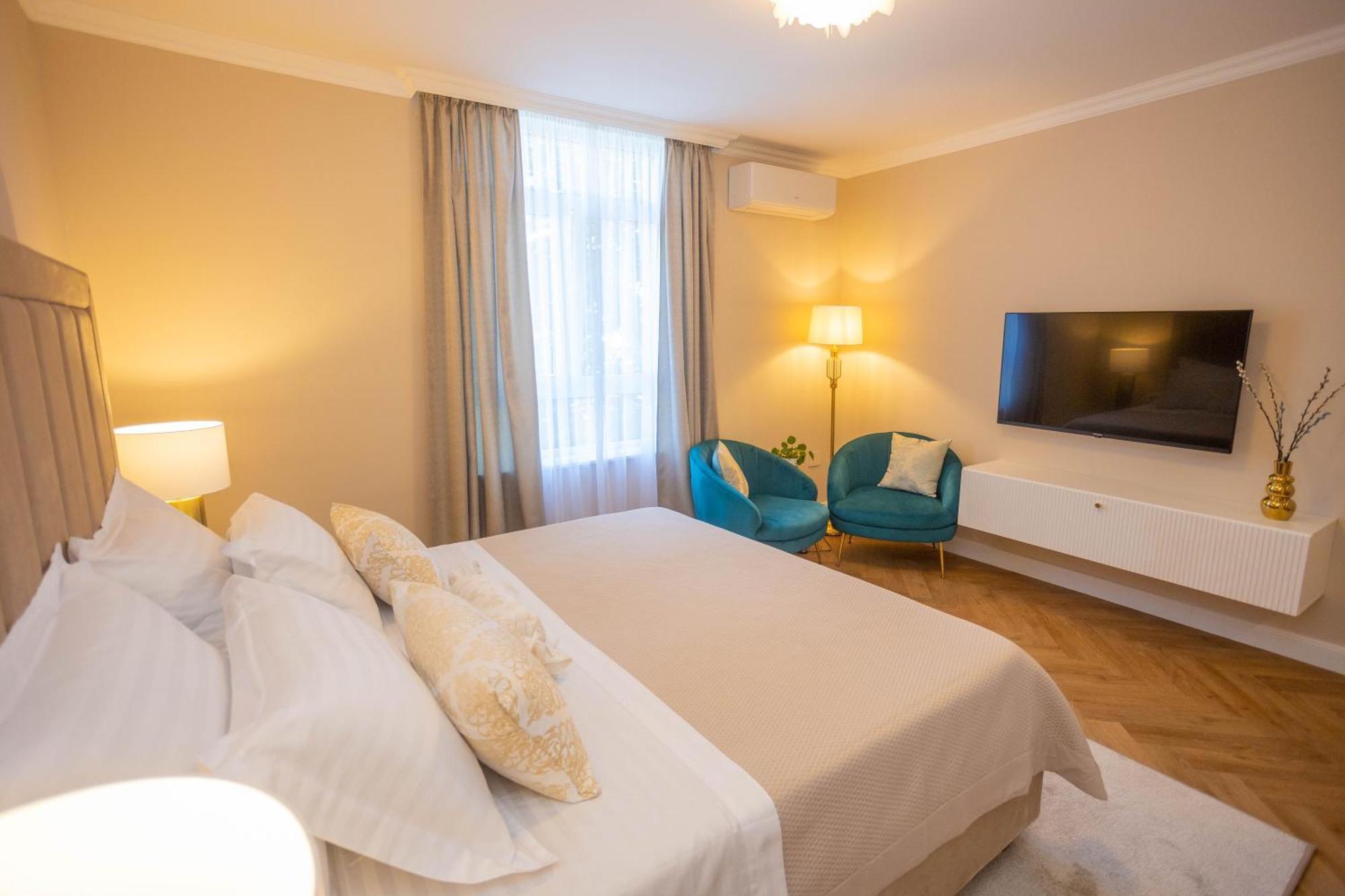City And Style Luxury Rooms Split Exterior photo